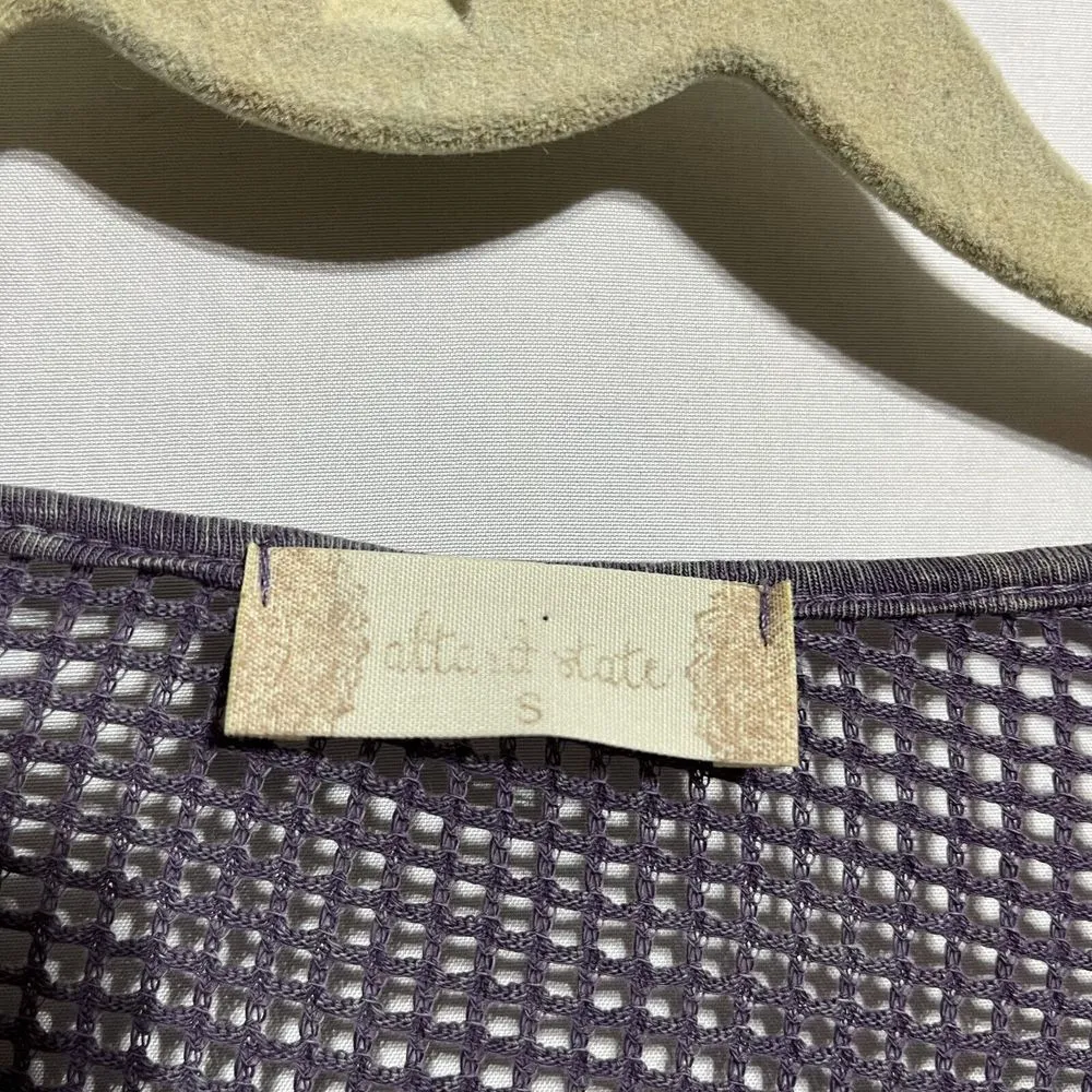 Altar'd State‎ Blouse Top Women's Small Purple Netting 100% Cotton Ruffle Sleeve - Image 2