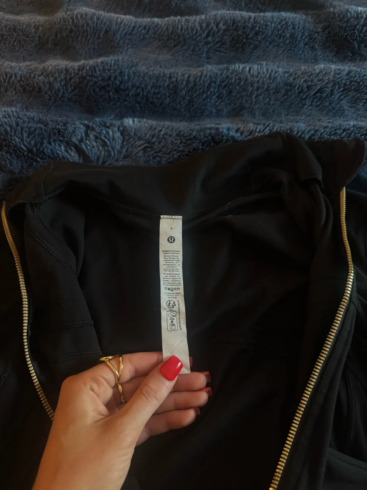 Lululemon Cropped Define Jacket Black Gold - Image 3