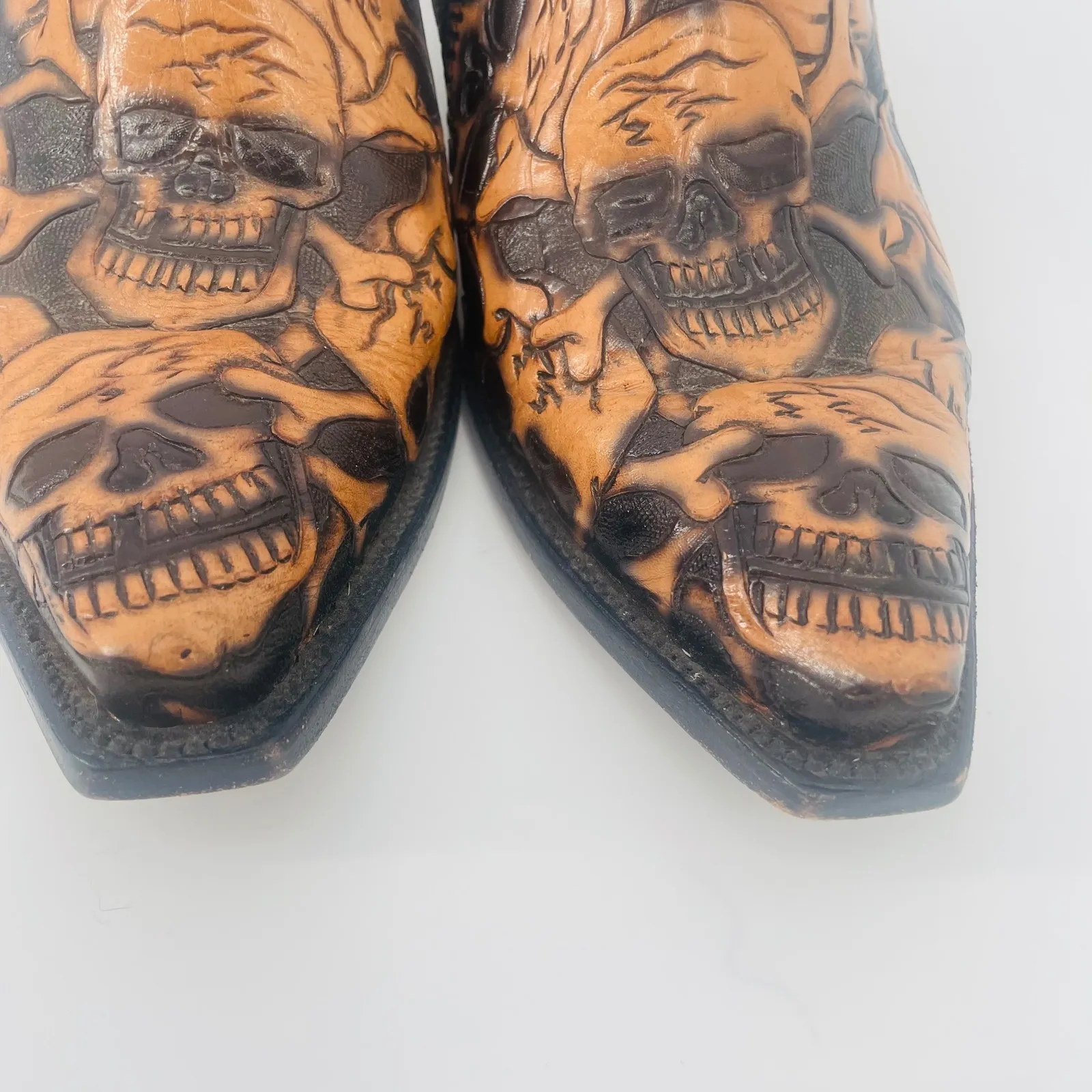 Liberty Leather Tooled Snip Toe Mules Skulls size 9.5 Brown Black Western Muerto - Image 5