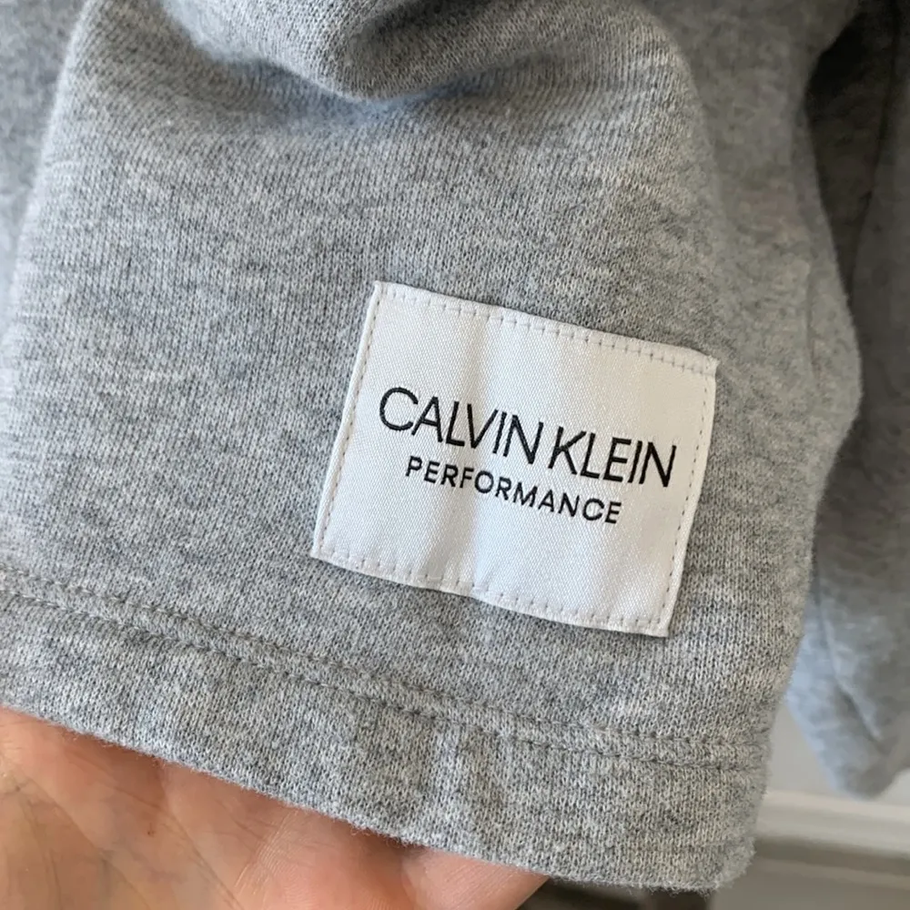 Calvin Klein Performance Sweatshirt Sweater Gray Cropped / Size XS - Image 6