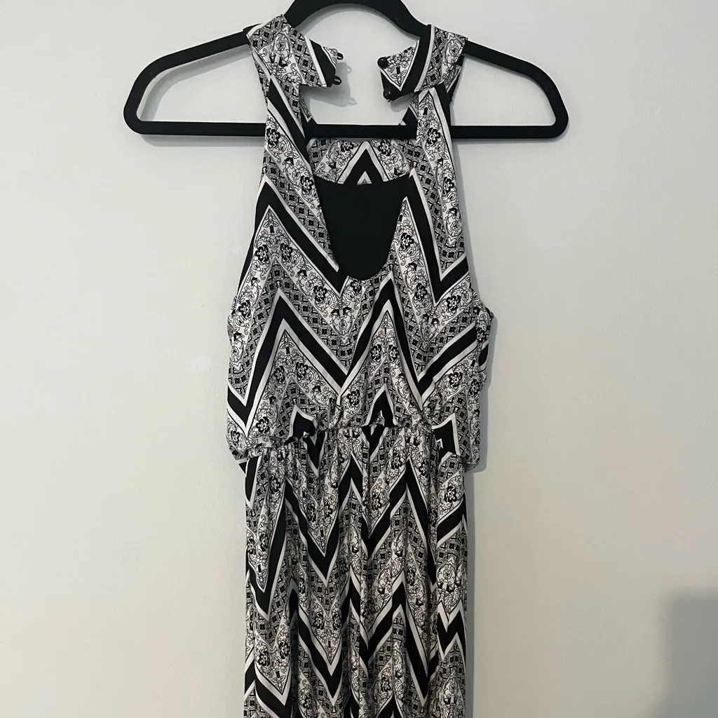 Three Pink Hearts‎ Size Medium Dress Black White Pattern - Image 5