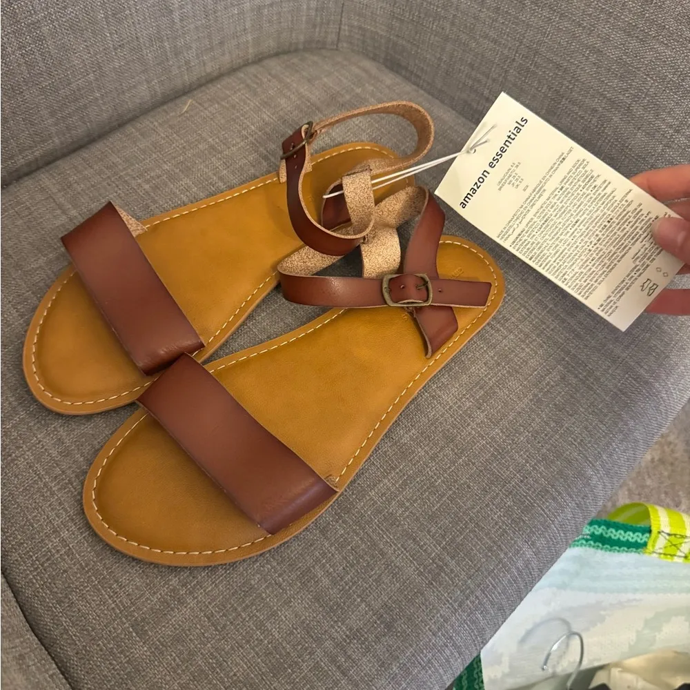 NWT Amazon essentials sandals - Image 4