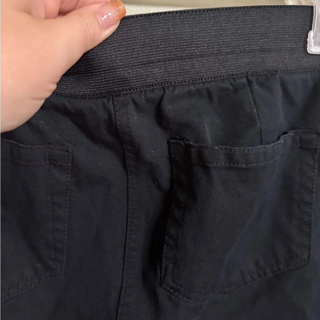 Soft Surroundings Black Cuffed Ankle Pants Size Small Pull On Elastic Waist - Image 6