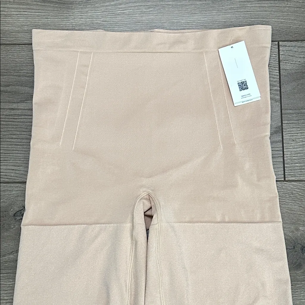 Spanx Sculpt OnCore Mid Thigh Slimming High Rise Shorts Nude Size XL - Image 3