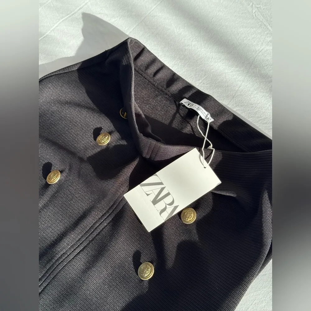 NWT Zara Ottoman Gold Button High Waisted Skirt Size medium - Image 6