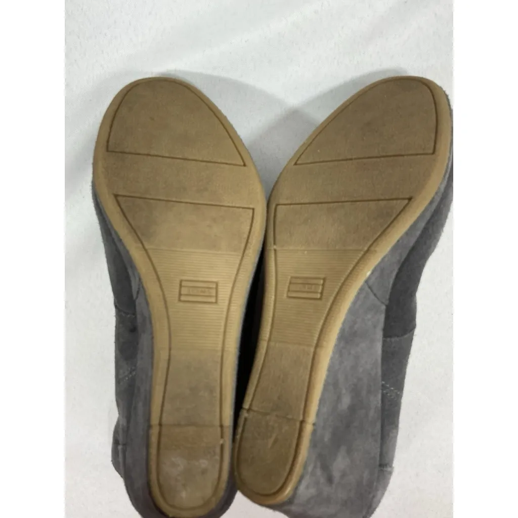 Womans Tom’s Ankle Boots 8.5 Gray Wedge Side Zip Round Toe - Image 7