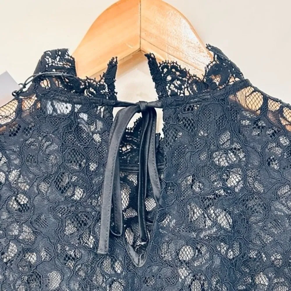 NEW 7 For All Mankind Scalloped Lace Top in Jet Black size XS - Image 11
