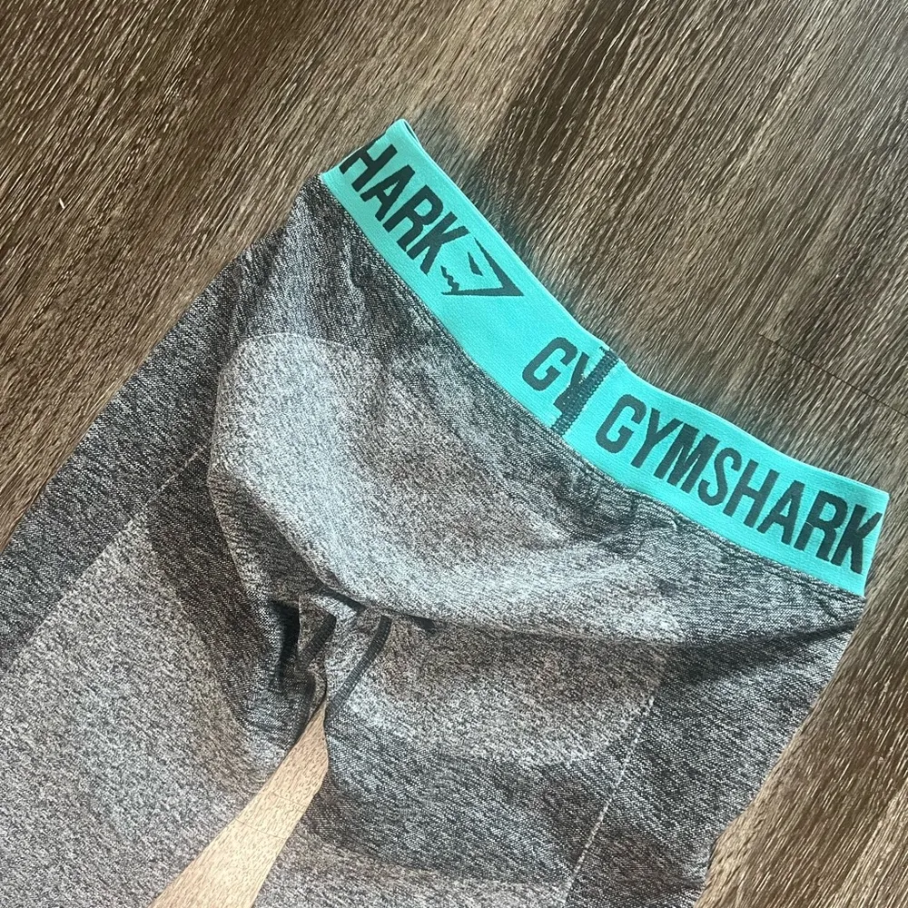 Gymshark - Flex High‎ Waisted Leggings - Gray Marl / Turquoise Band - Size S - Image 3