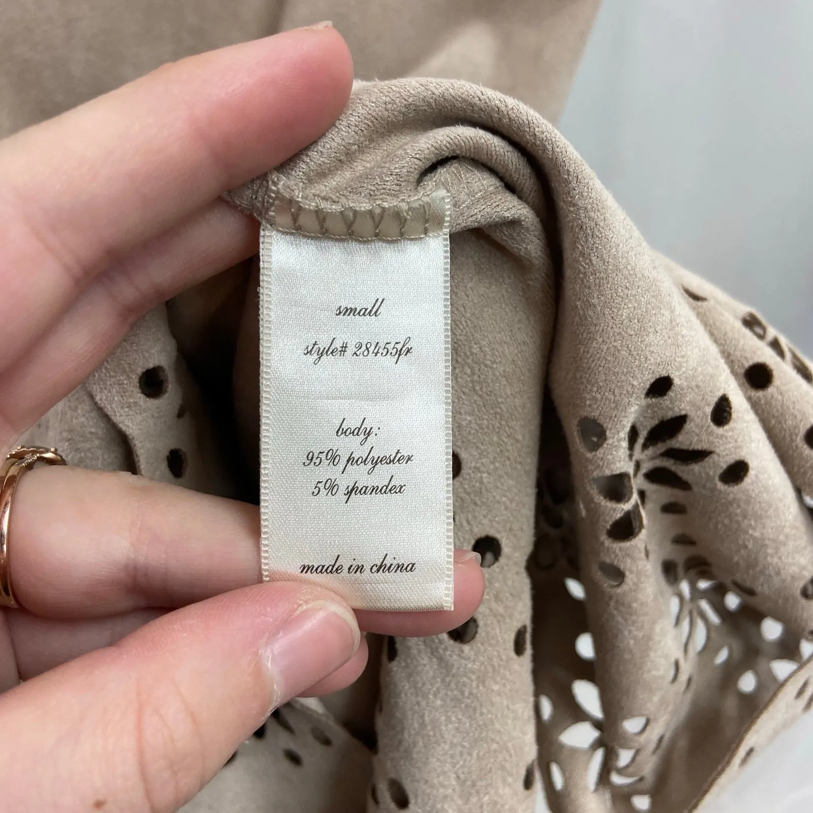 Alya Anthropologie women's tan faux suede cutout floral sleeveless stretch dress - Image 5