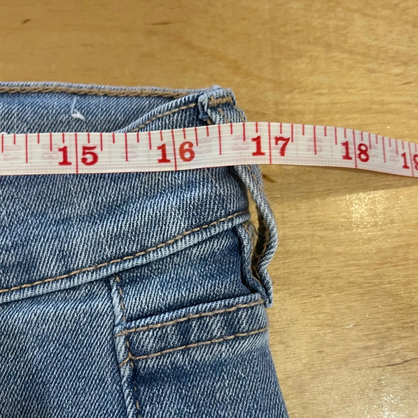 Nicole Miller Soho High Rise Ankle Slim Jeans Light Wash Distressed Size 12 - Image 7