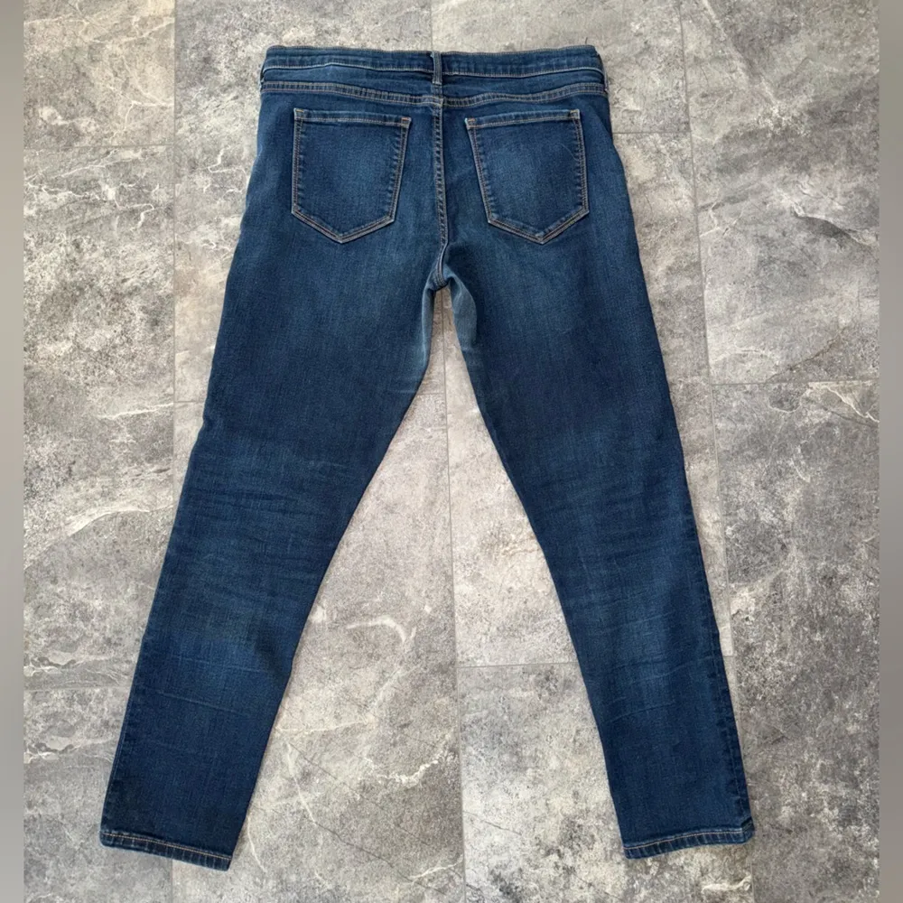 Banana Republic Slim Ankle Dark Wash Jeans Size 31 - Image 4