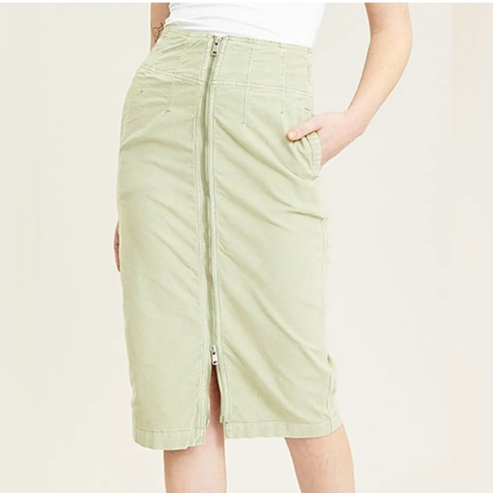 Free People We the Free corduroy zip front high waisted pencil skirt pale green - Image 2