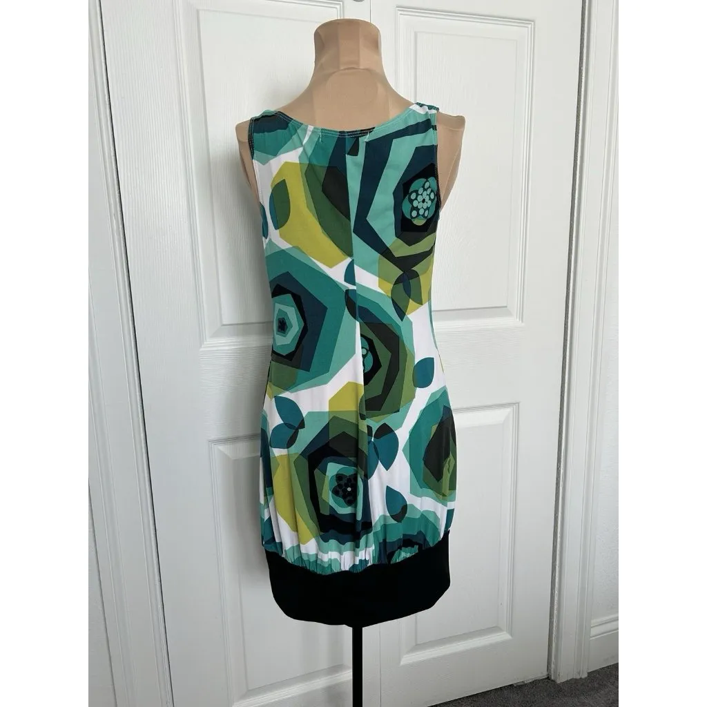 La Belle Women's Sleeveless Cowl - Image 2