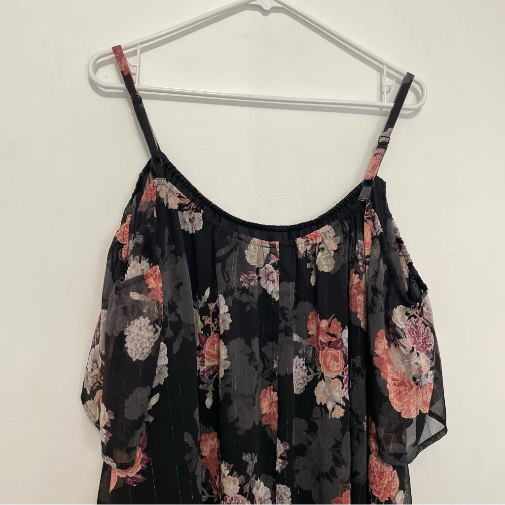 TORRID 2 Plus Size Black Floral Lurex Cold Shoulder Top Pink Floral Short Sleeve - Image 15