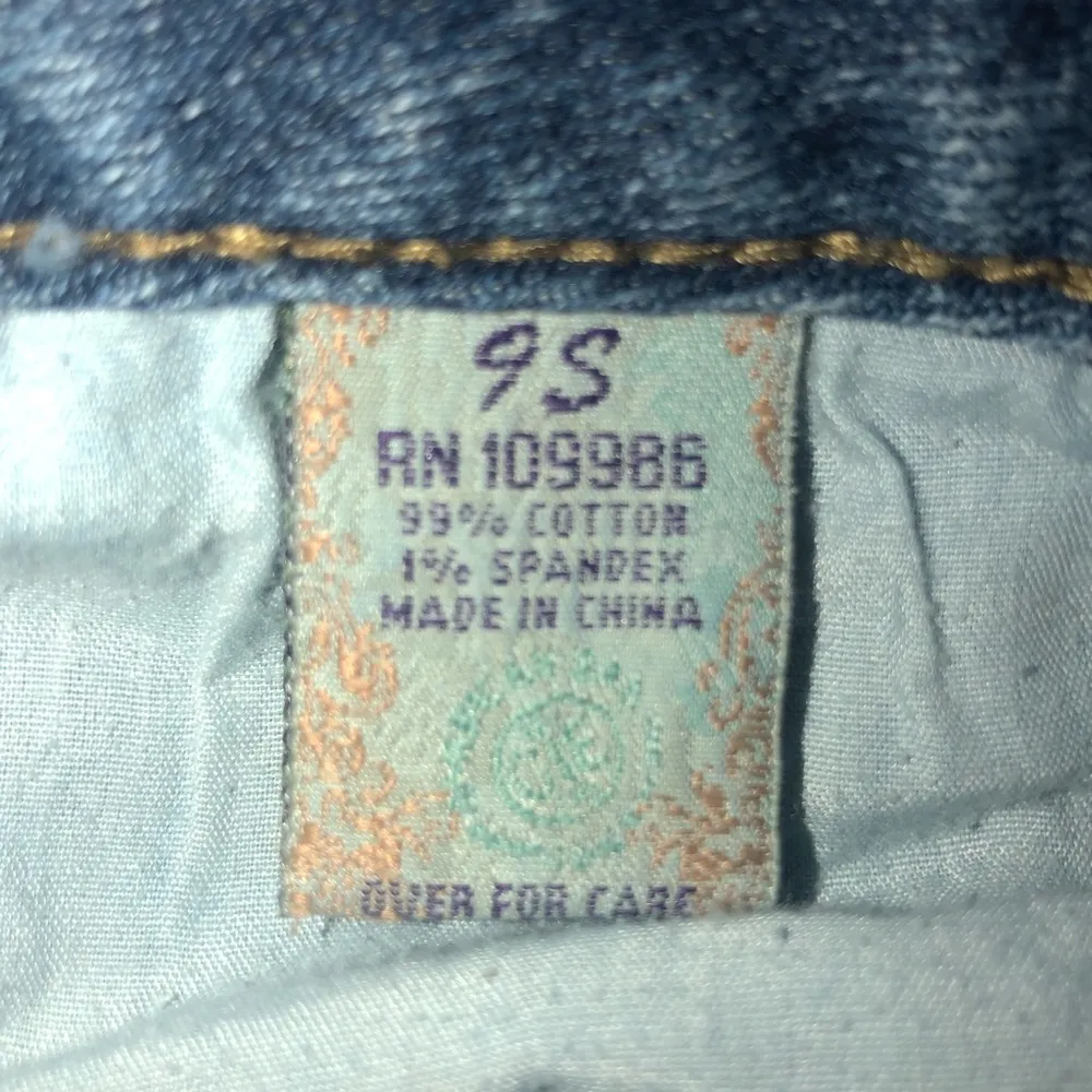 American Rag  distressed jeans - Image 5