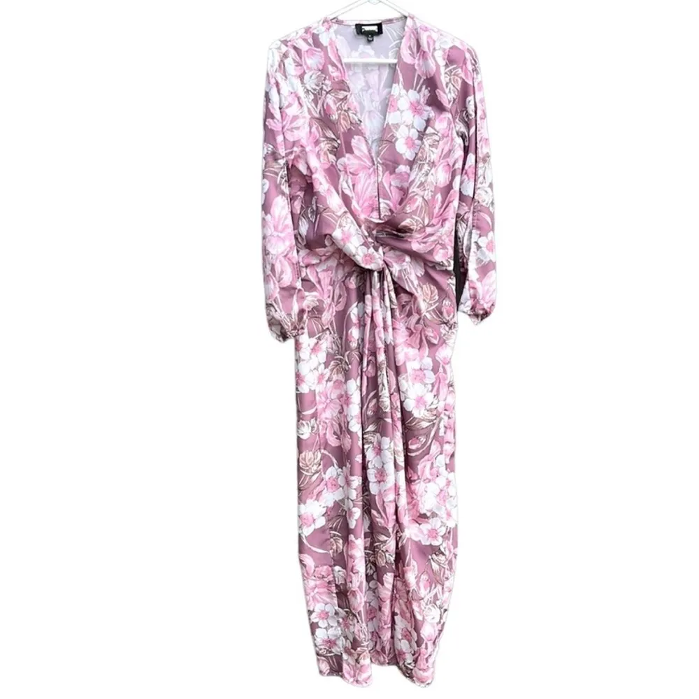 EUC Alexia Admor Slit Front Floral Dress
Size Medium - Image 3