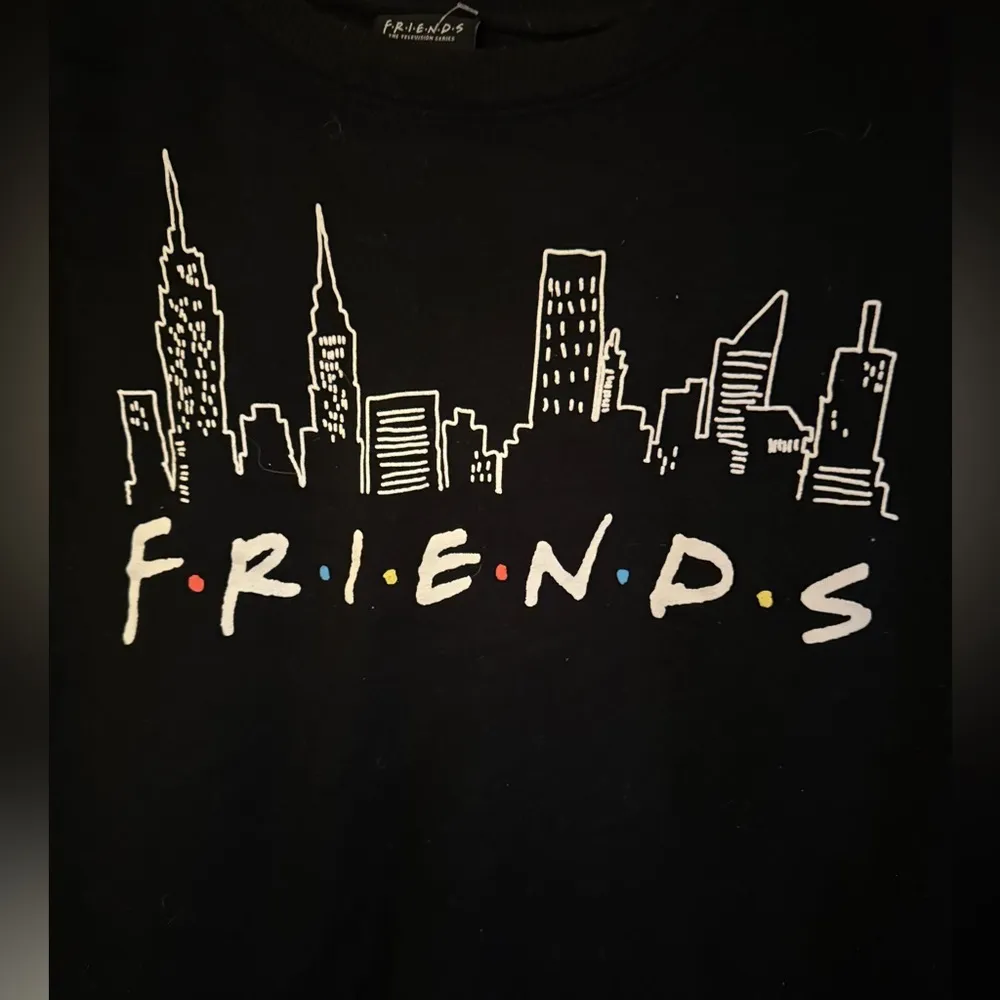 EUC Friends Cropped Sweater Black - Image 2