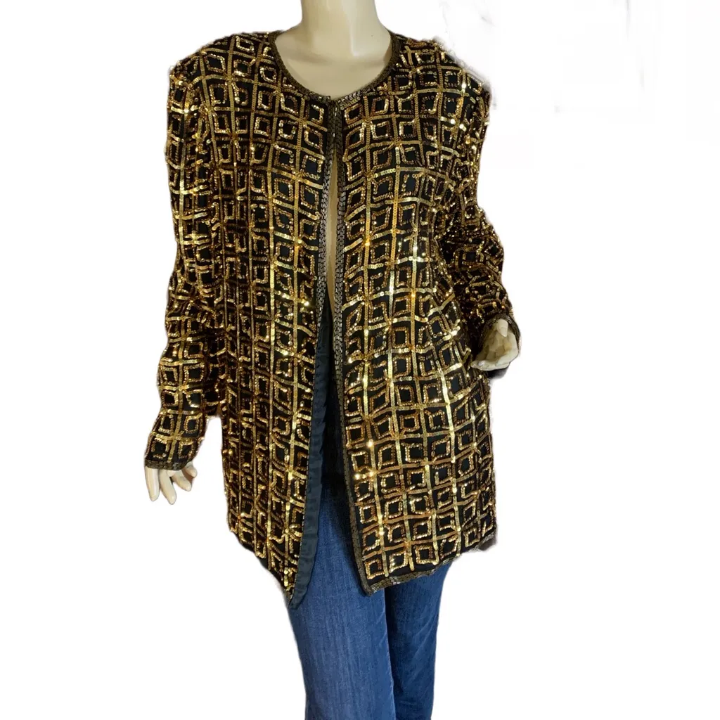 VINTAGE CIRCA 1980'S CARINA BLACK W/GOLD SEQUINS SILK OPEN-FRONT JACKET (XL) - Image 5