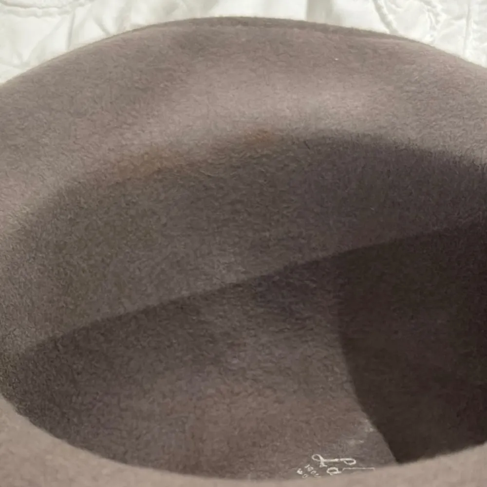 100% wool women Chic Gray Hat with Feather Accent hippie feathers unique - Image 10