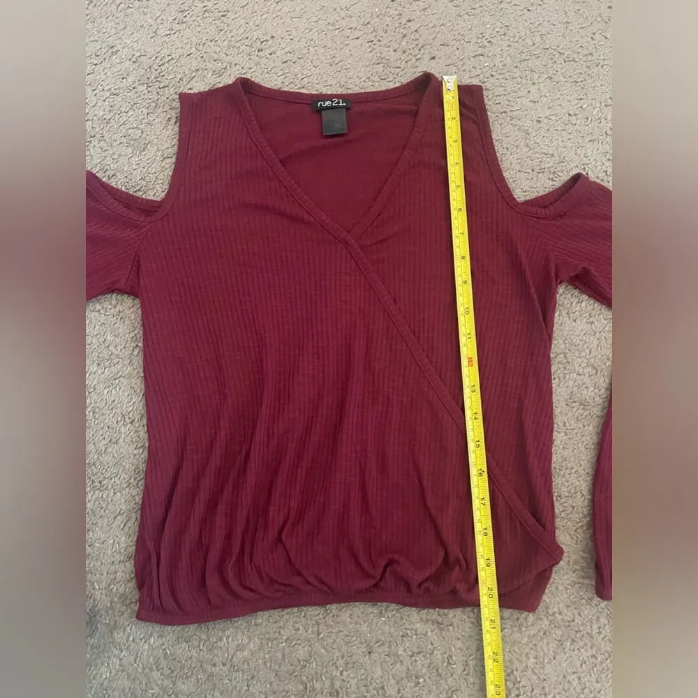 Rue 21 Long-Sleeve, Cross-Over Cut-Out Shoulder Ribbed Top, Size S - Image 5