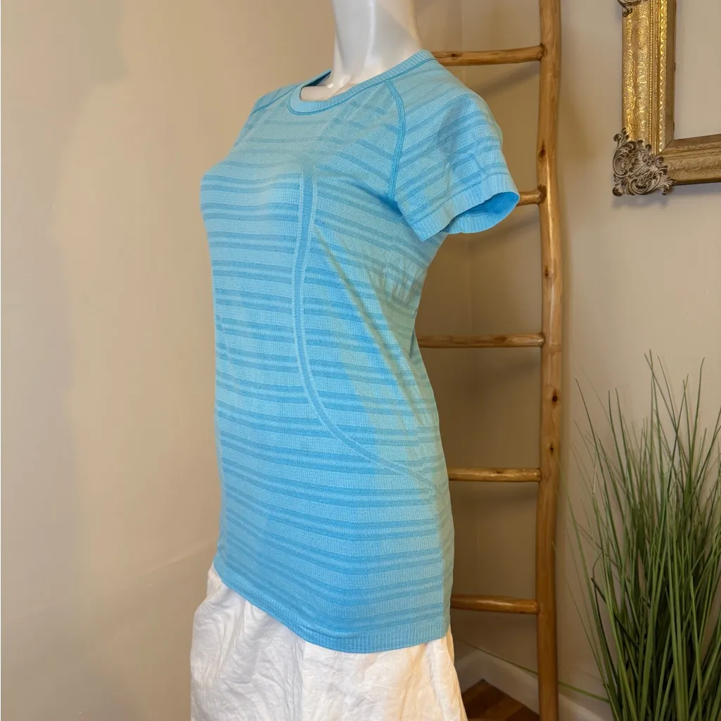 Lululemon Run: Swiftly Tech Short Sleeve Spry Blue Size 10 - Image 4