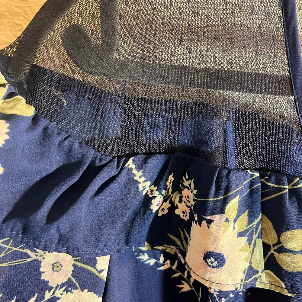 Miami Blue and White Ruffled Floral dress flowy faux wrap flutter sleeve - Image 3