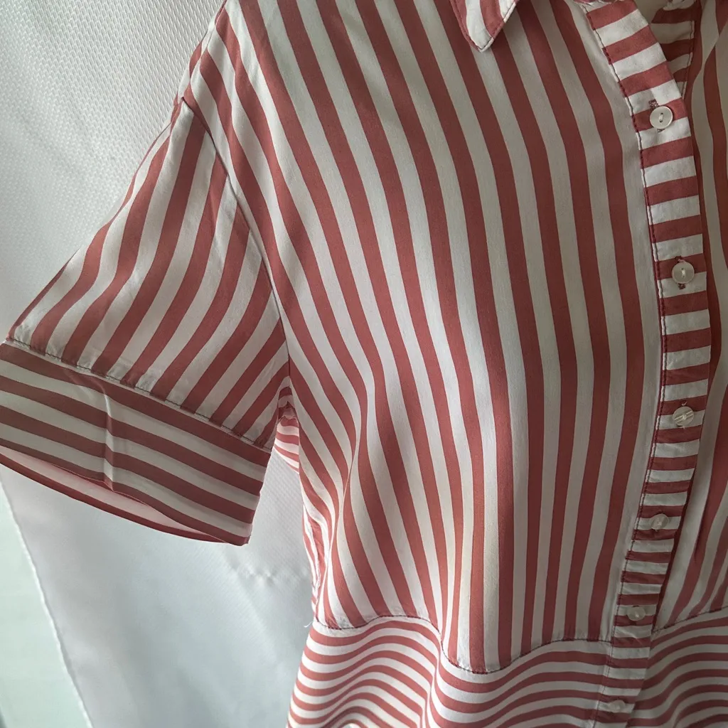 Jane + Delancey Red & White Striped Button-Down Cropped Shirt – Size M - Image 8