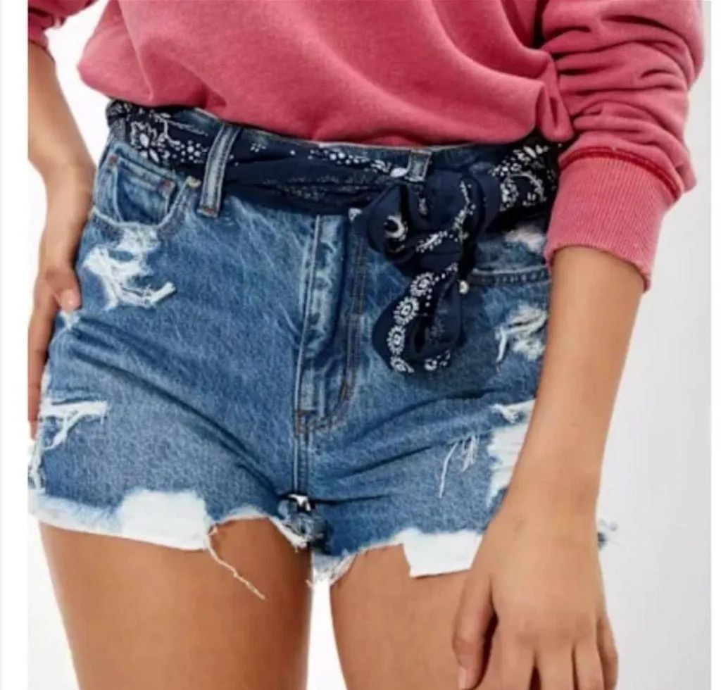 American Eagle Mom Jean Shorts Distressed Ripped Denim Size 14 - Image 2