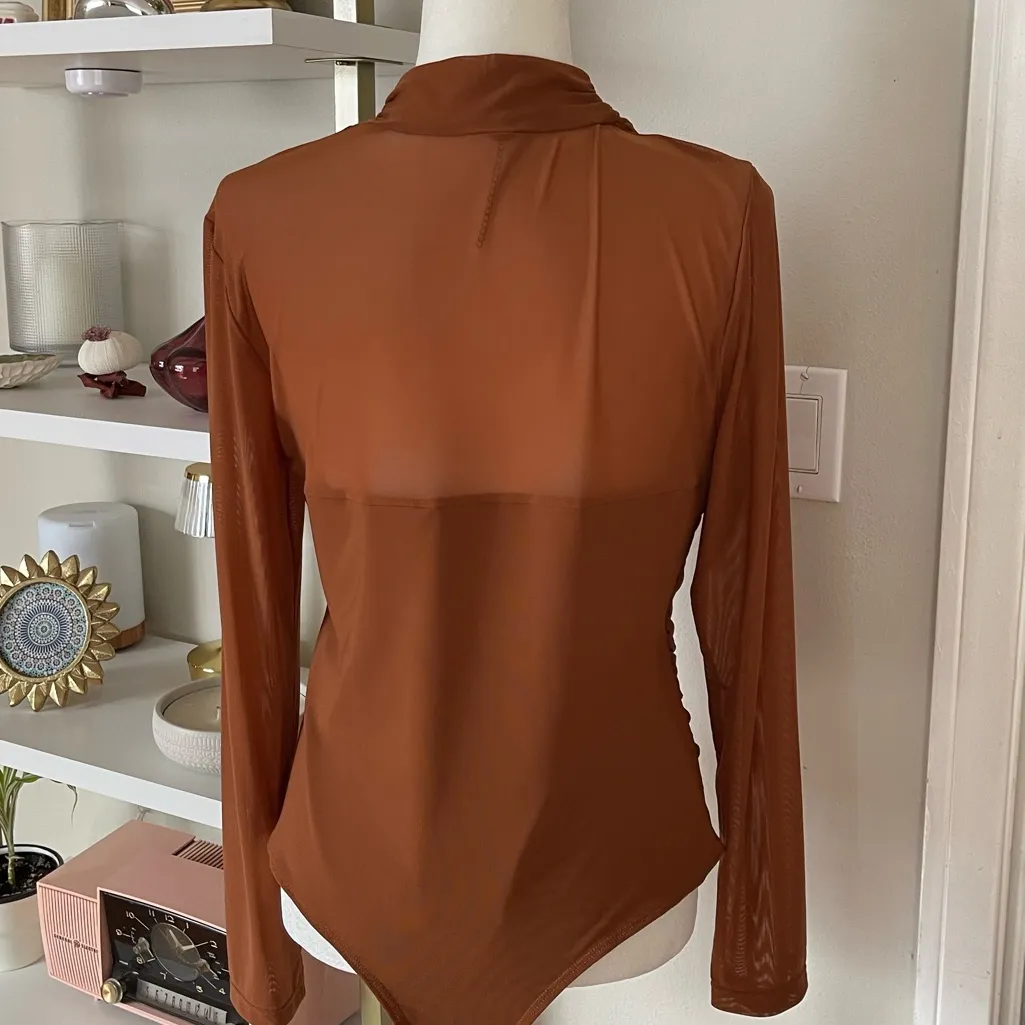 Chic Brown Mesh Long Sleeve Bodysuit Size XL - Image 5