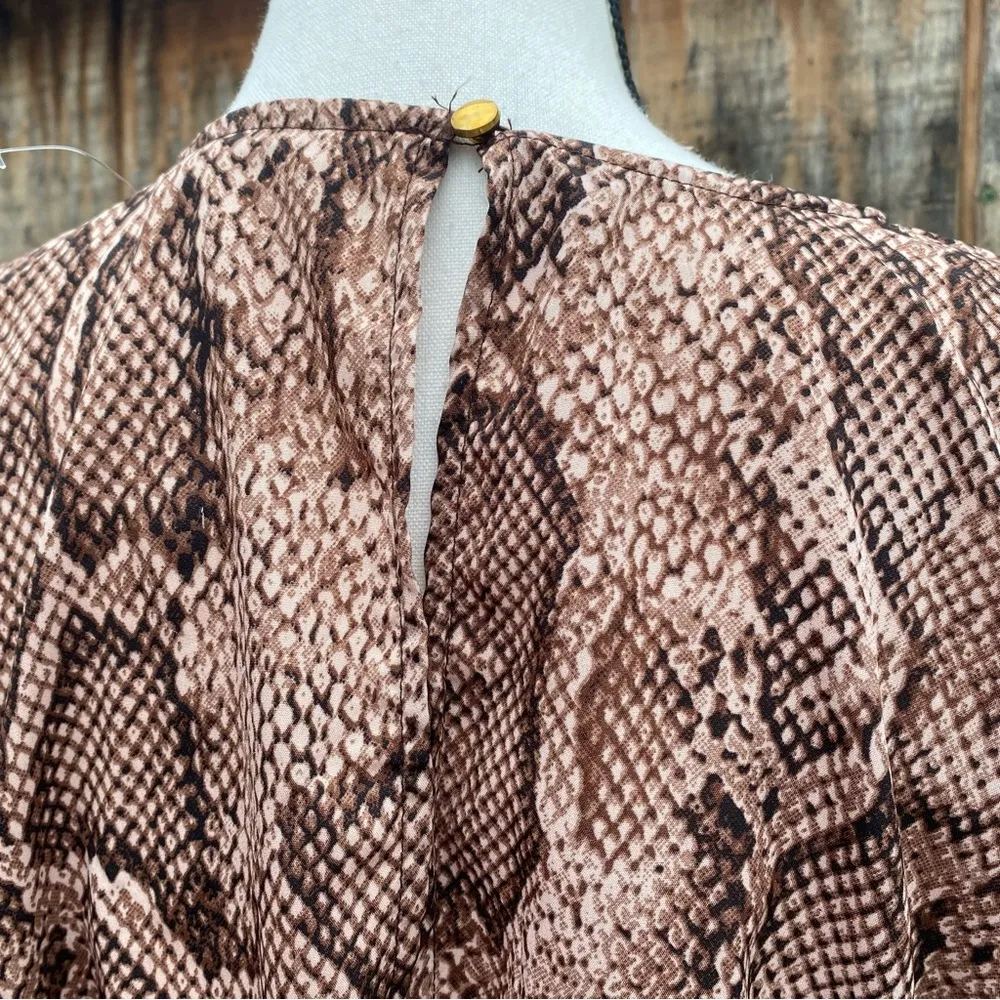 Indulge Long Sleeve Snake Print Flowy Hi Lo Dress Size L - Image 7