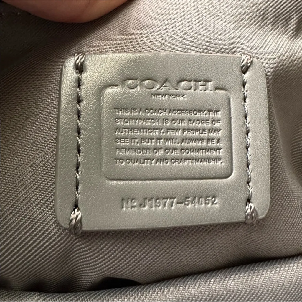 Coach Double Zip Pebbled Leather Wallet Wristlet
Heathered Gray - Image 8