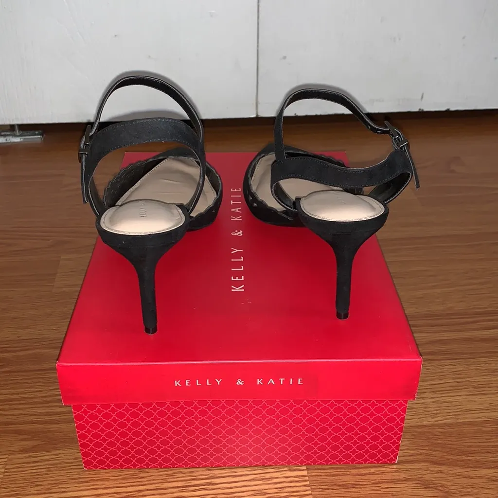 Kelly & Katie heels - Image 4