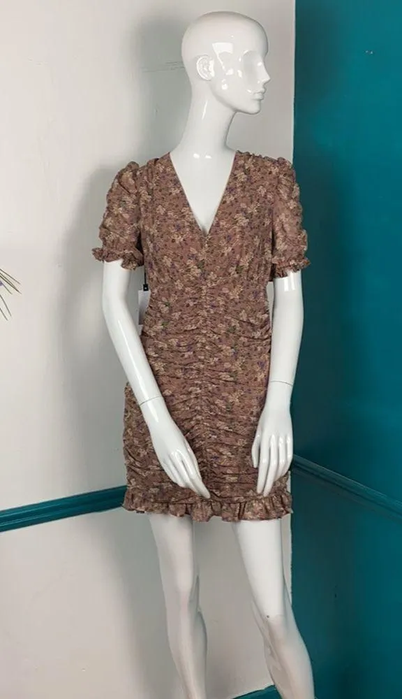 Astr the Label NWT puff sleeve ruched floral dress - Image 2