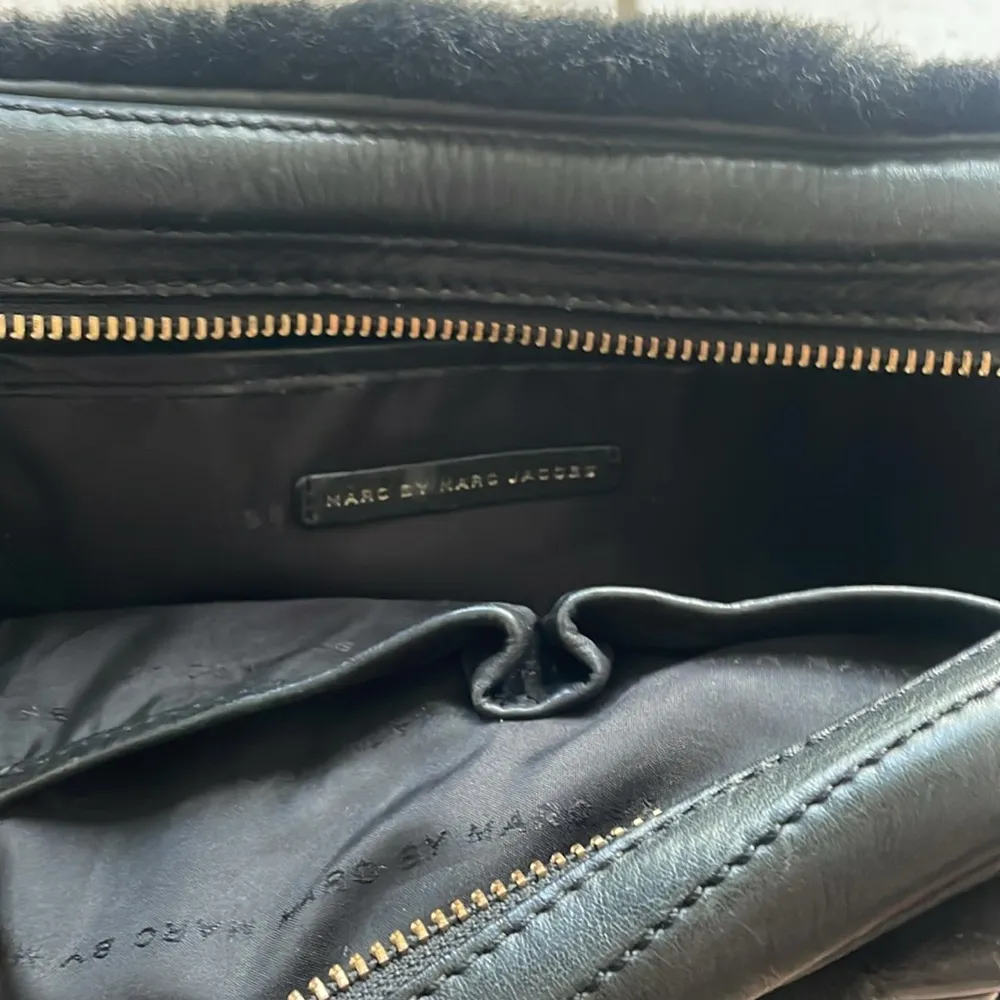 Marc By Marc Jacobs Shearling Satchel Black - Image 10