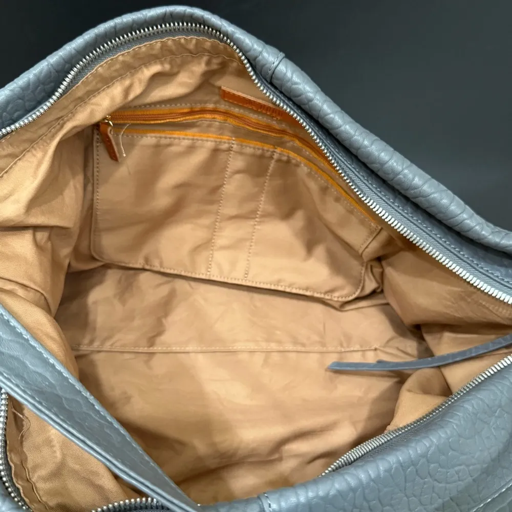 HOBO Bonita Gray Pebbled Leather Swingy Fringe Slouchy Large Hobo Shoulder Bag - Image 5