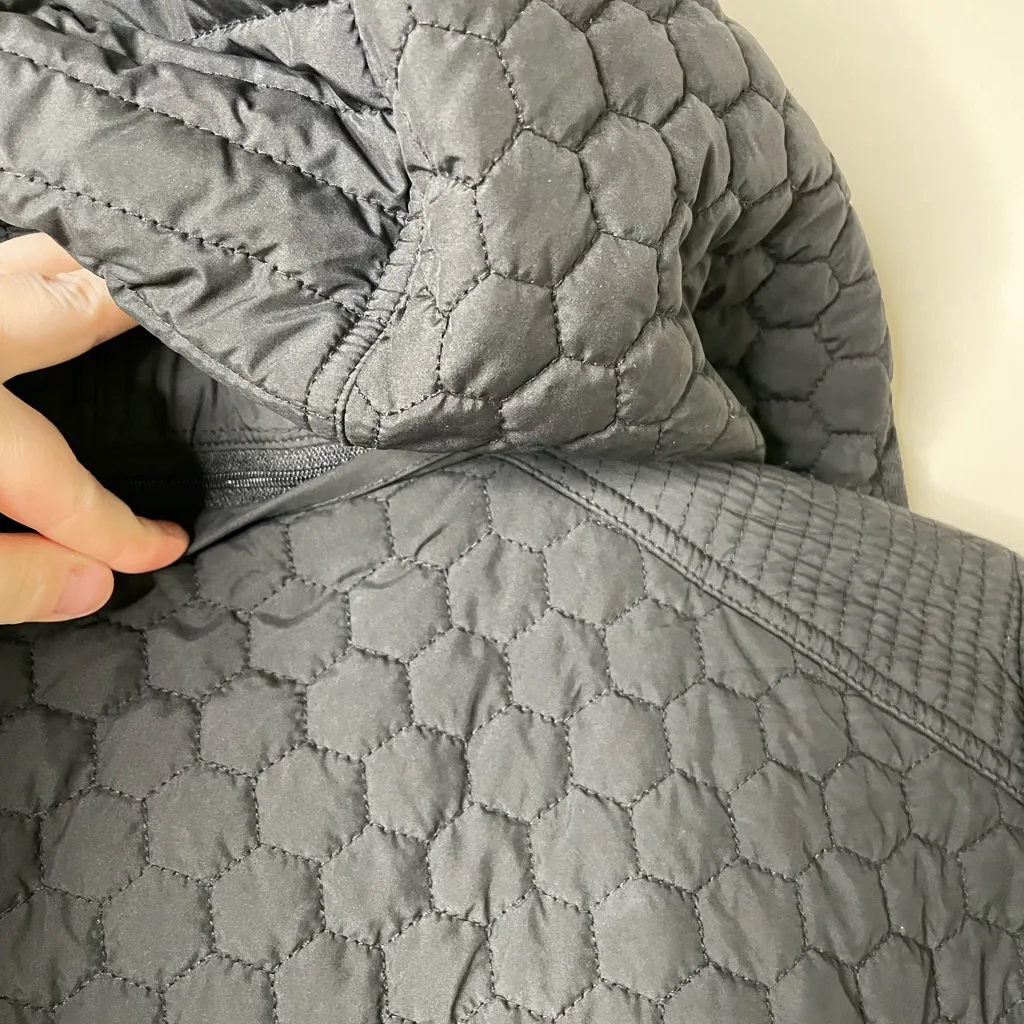 Andrew Marc Black Quilted Jacket Medium - Image 7