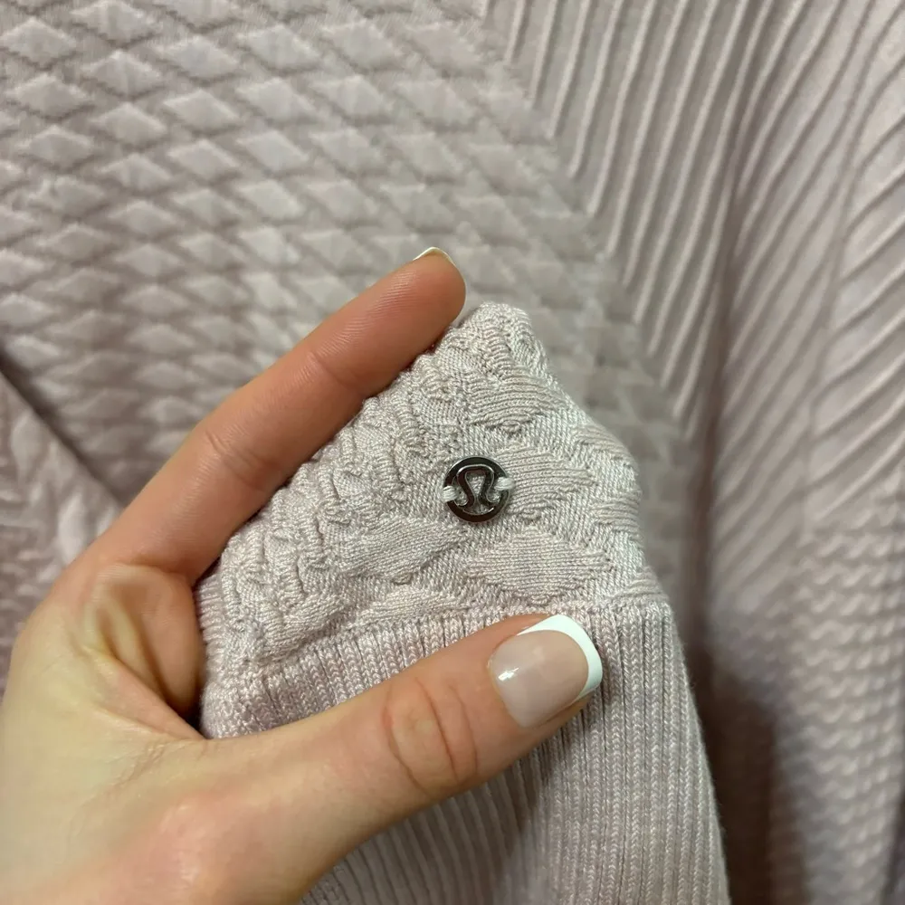 Lululemon Dream Weaver Wrap Pink One Size - Image 5