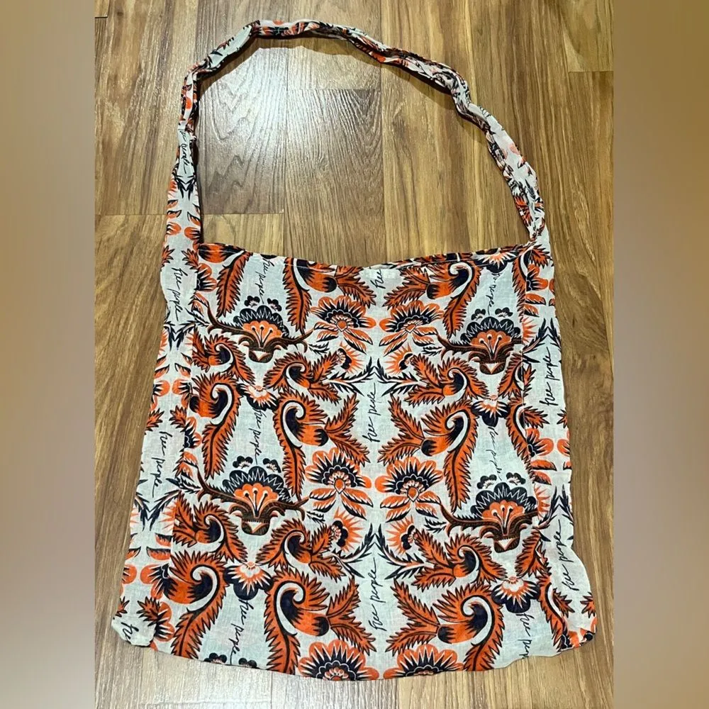 Free People Paisley Linen Orange Navy Blue Lightweight Hobo Slouch Bag Boho - Image 2