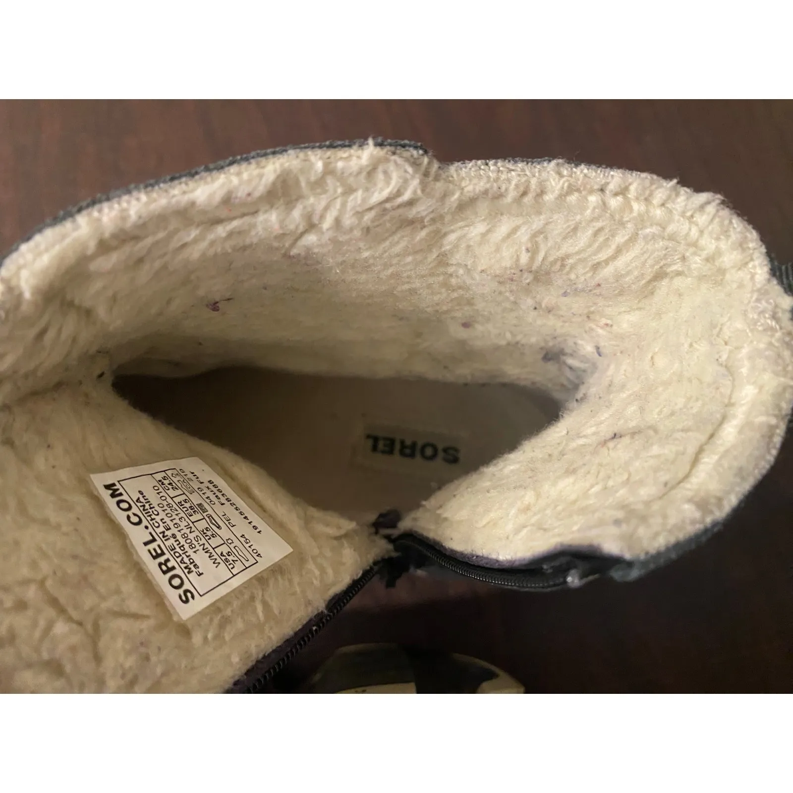 Sorel Out N About Waterproof Suede Booties Black 7.5 Faux Fur Lined Winter - Image 7