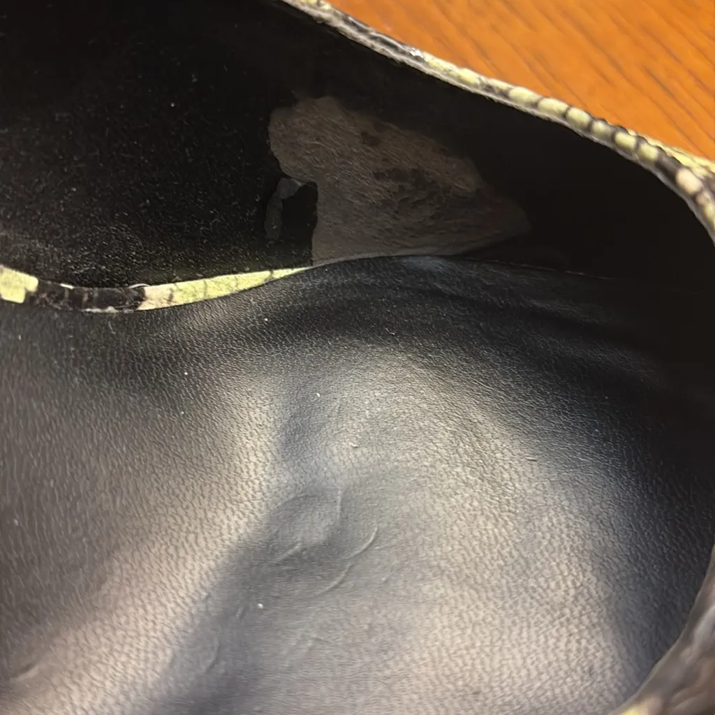 Snakeskin Patterned Women's Pumps - Image 9