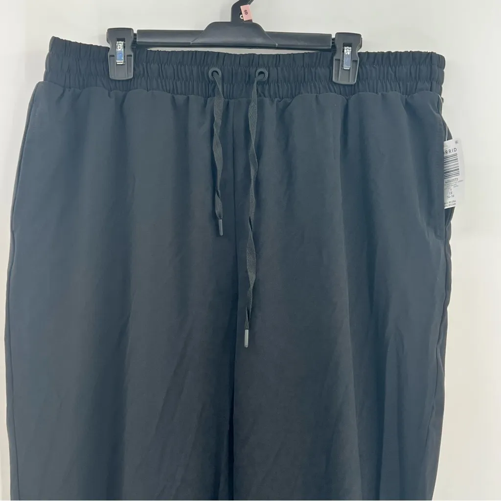 Torrid Plus Size Stretch Woven Active Jogger size 1X Black NWT deep black - Image 2