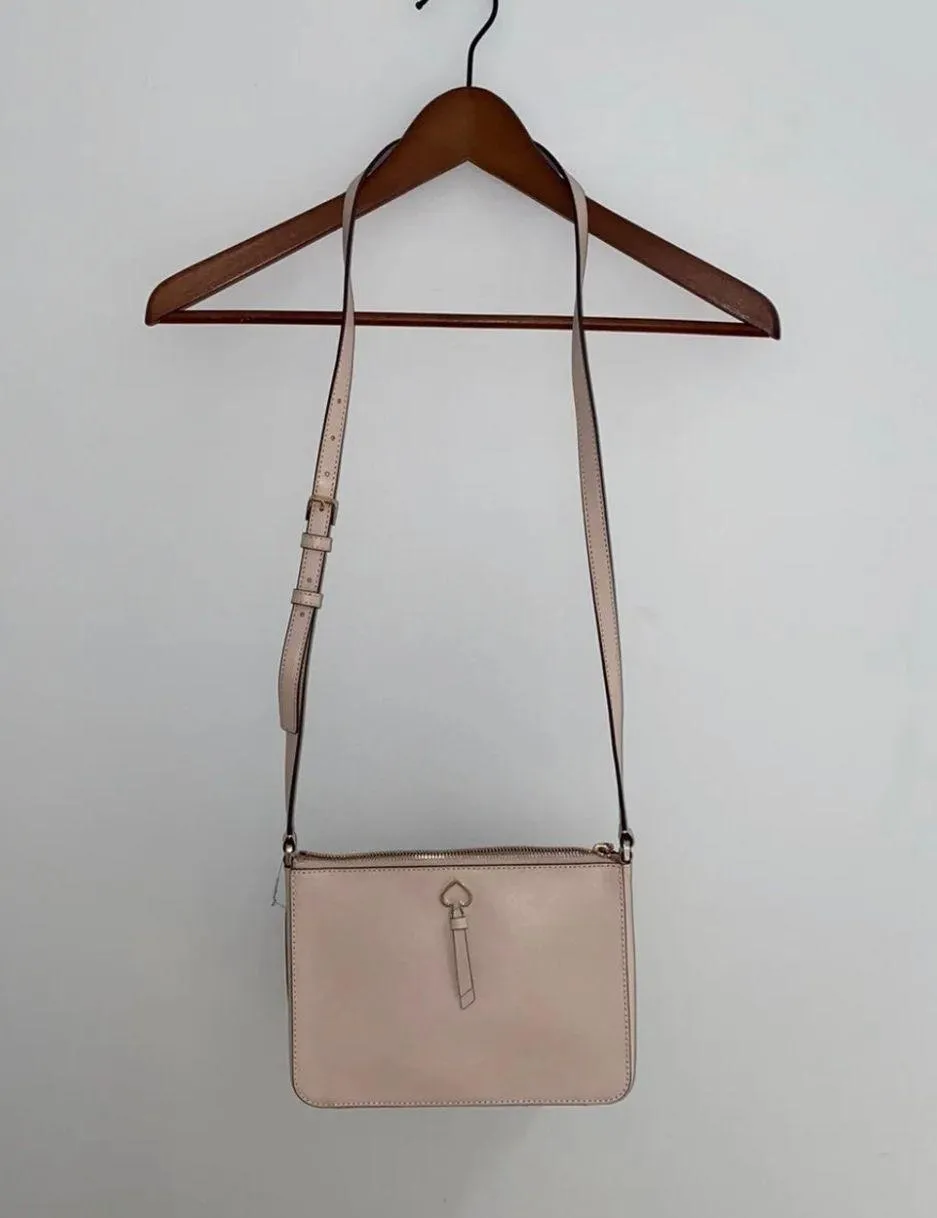 NWT  Crossbody Purse - Image 3