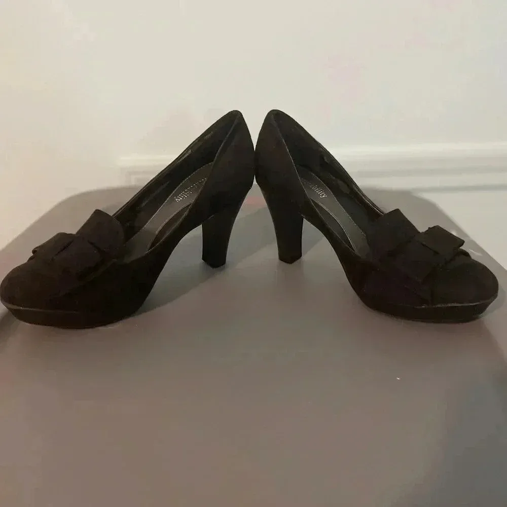 Solesenseability Womens‎ Ladies Black Suede w/Bow Pumps Heels Shoes Size 6.5 - Image 6