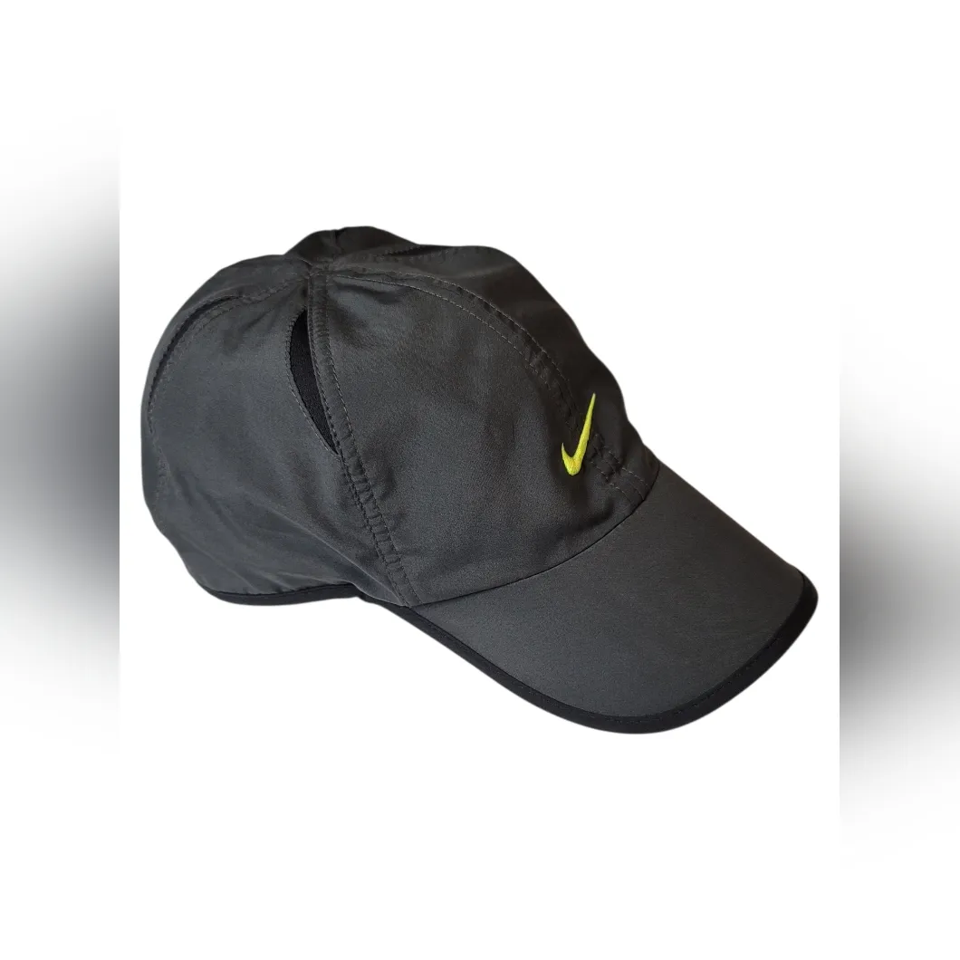 Nike  drifit featherlight cap OneSize Unisex. - Image 3