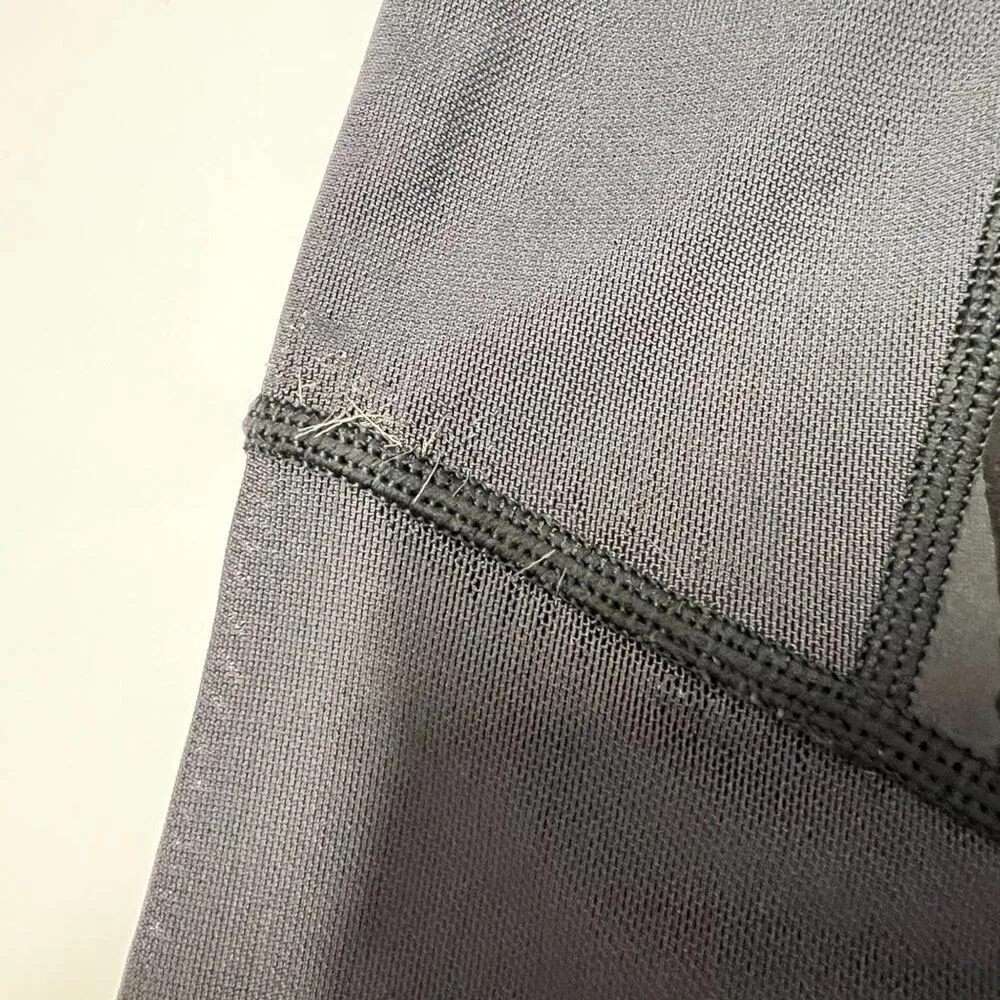 Aerie Tropical Print Side Pocket Bike Shorts in Black & Gray - Image 6