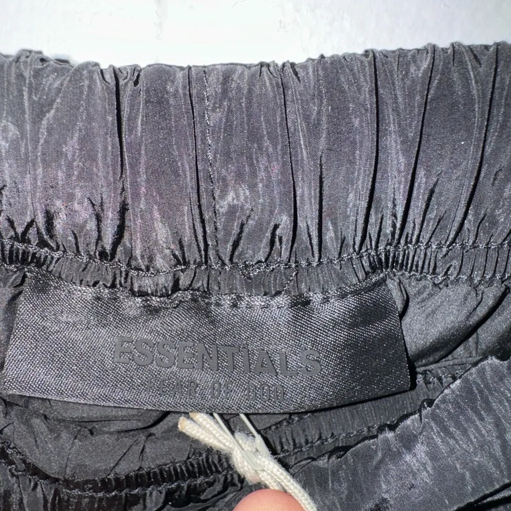 Fear of god New/Essentials  Women’s Shorts Black Size Medium Size - Image 4