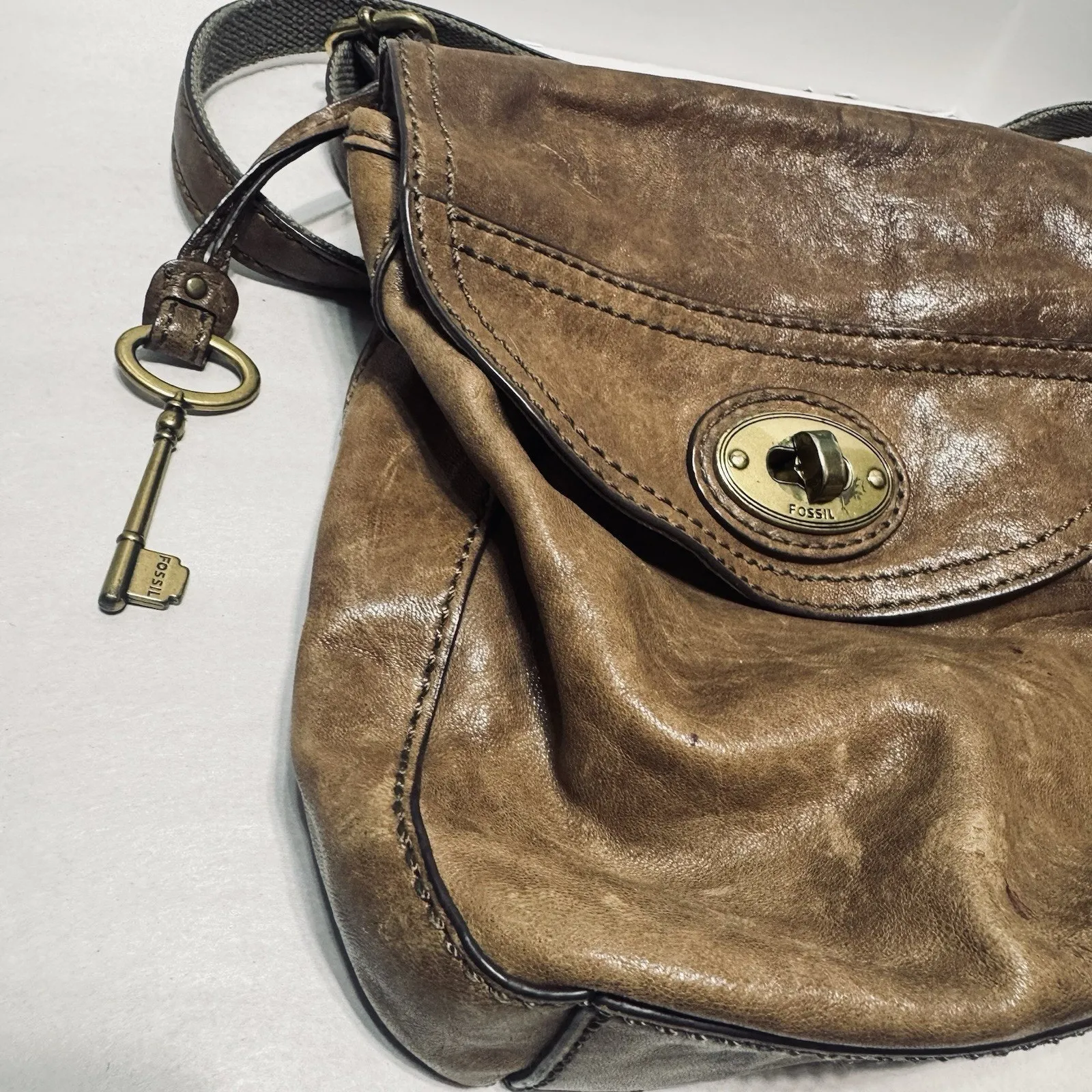 Fossil Long Live Vintage Crossbody Bag Brown Distressed Leather Carson Purse - Image 2