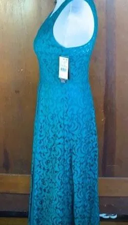 Lace Deep V Halter Gown - Image 2