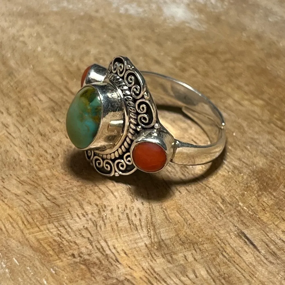 Green Turquoise & Red Coral Filigree 925 Sterling Silver Ring - Image 3