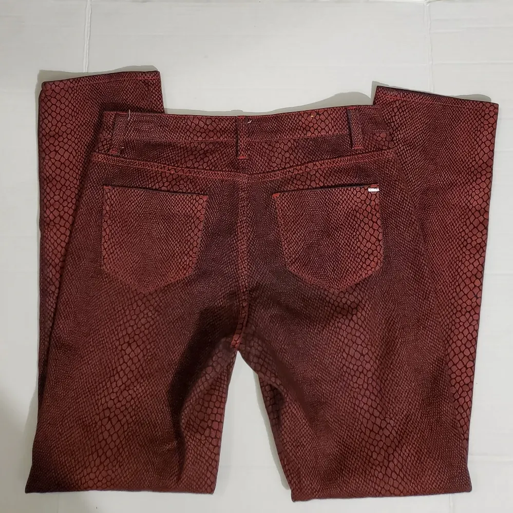🔥SALE🔥Max Jeans Red & Black Reptile Print Skinny Jeans 8 - Image 6